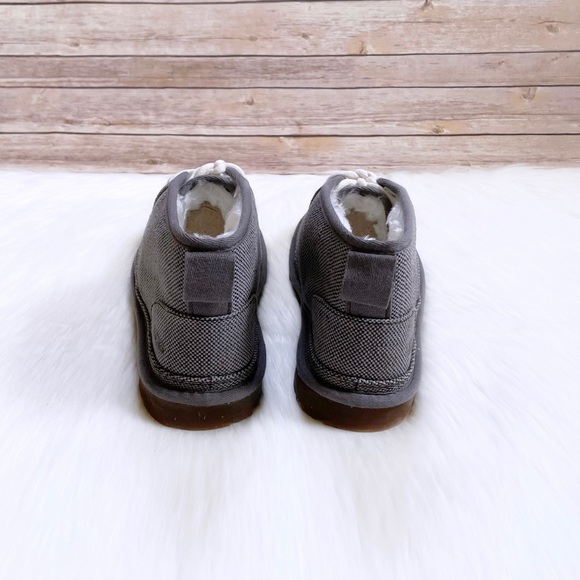 UGG Men’s Neumel Natural Hemp Canvas Chukka Boots In Grey - Picture 3 of 7